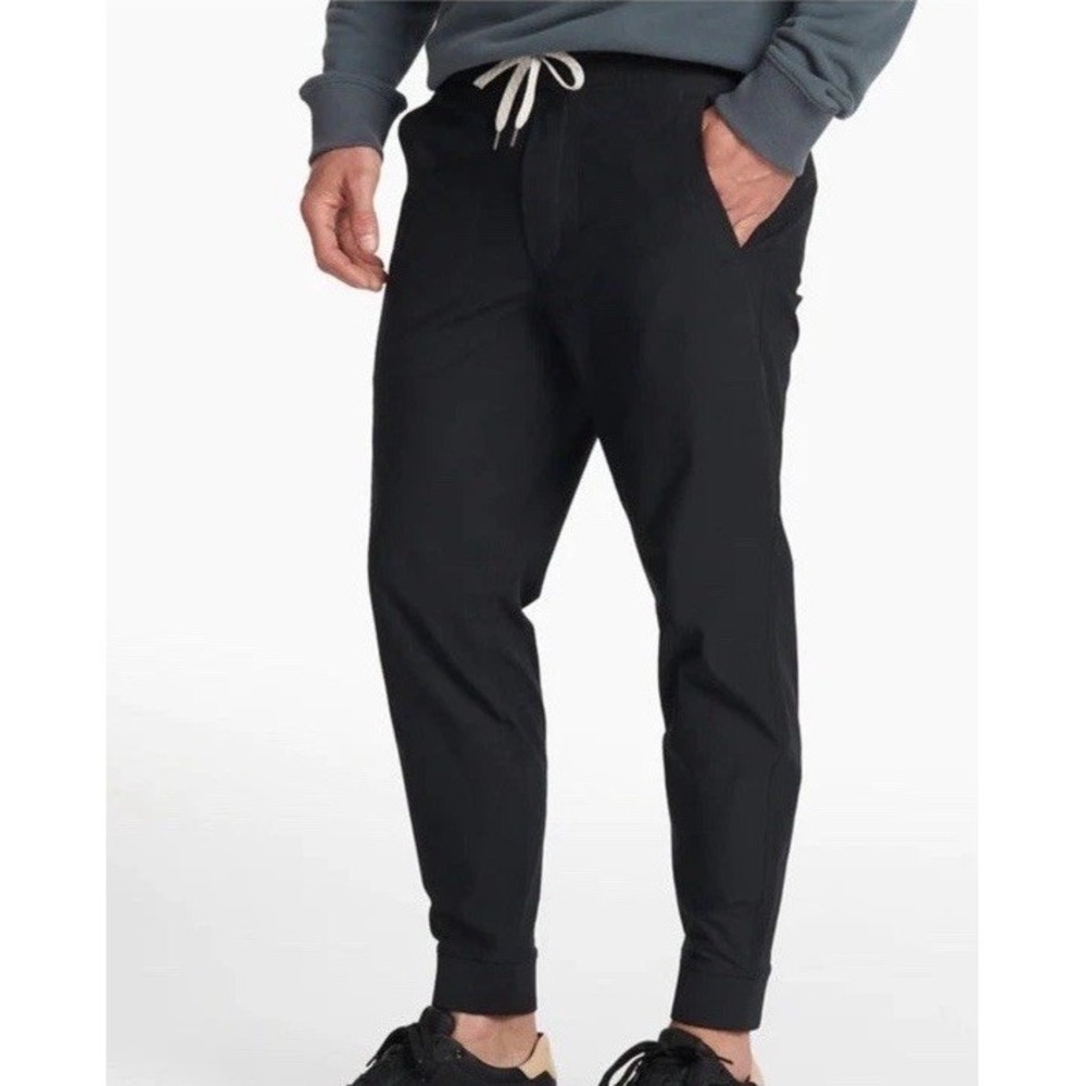 Vuori Pants Meta Joggers Charcoal Gray Performance Stretch Activewear V436